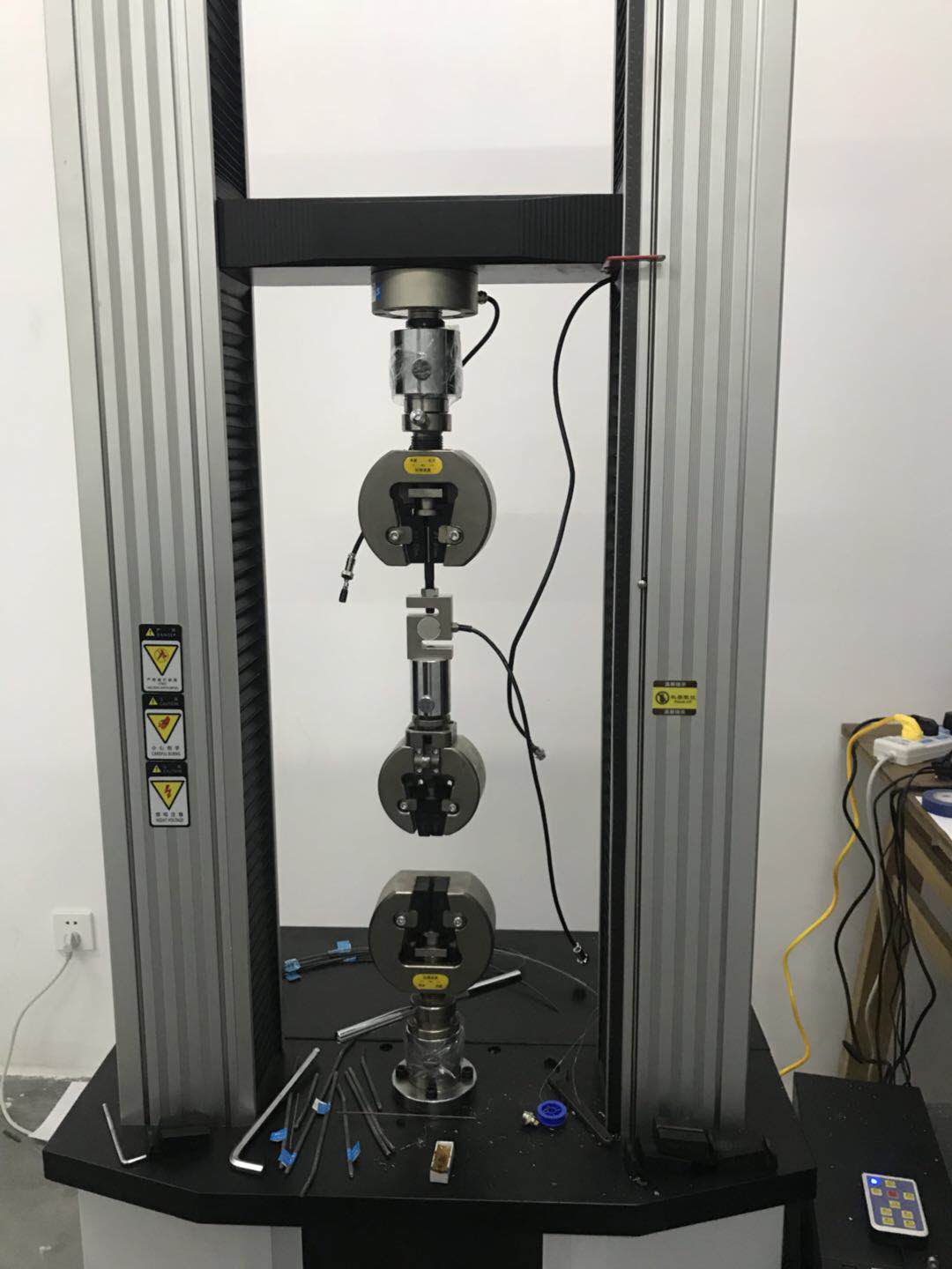 雙傳感器萬能材料試驗機(jī)